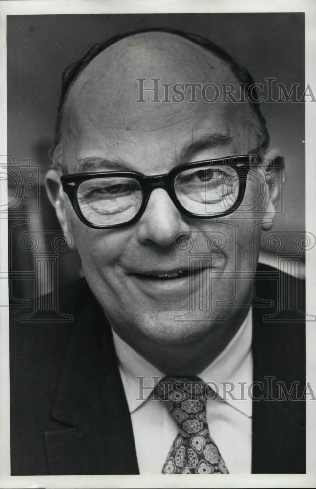1973 Press Photo Executive Vice President Walter E Jameson - ora43069 - Historic Images