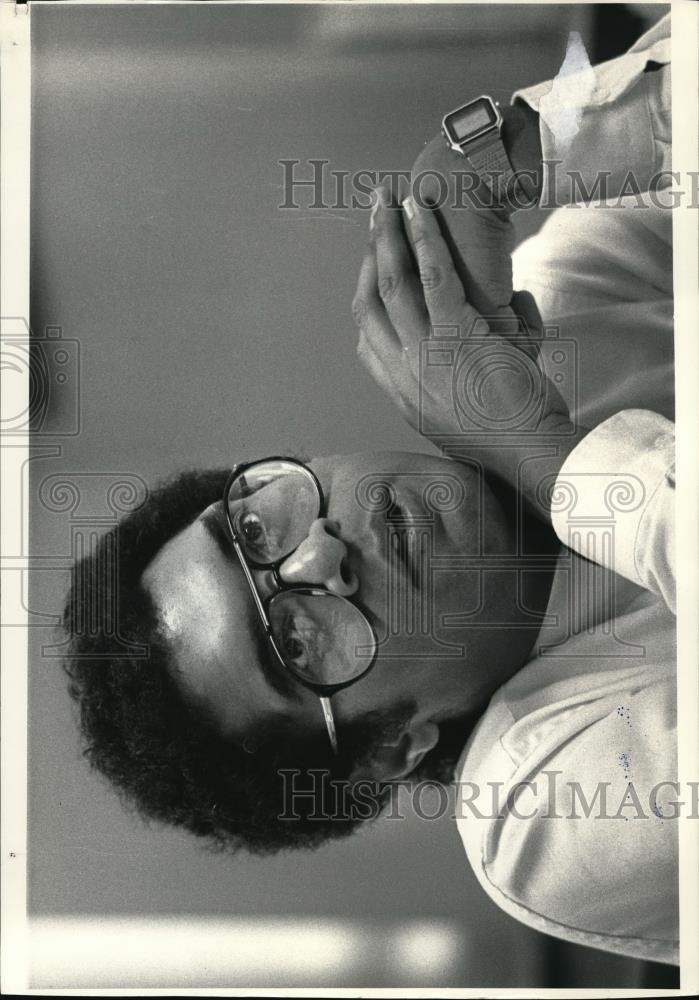1986 Press Photo Woodrow Meyers, Jr., black doctor and businessman - Historic Images