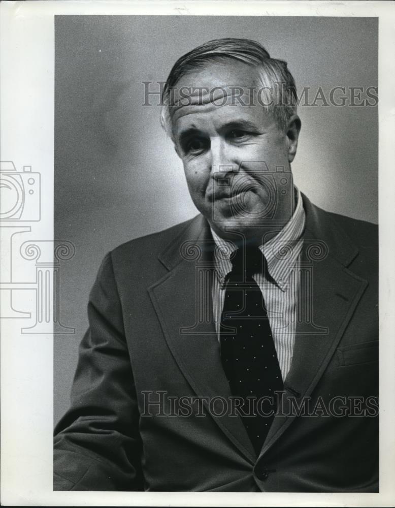 1977 Press Photo Broughton Bishop board chairman of a company - ora01870 - Historic Images