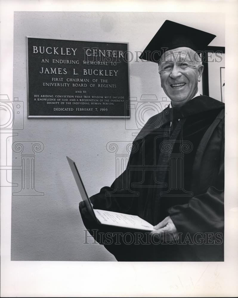 1969 Press Photo James L. Buckley - ora02582 - Historic Images