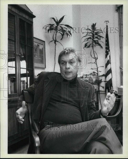 1983 Press Photo Bob Kastenmeier In Washington Office - cvp25869 - Historic Images