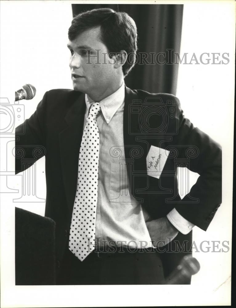 1985 Press Photo Kyle Anderson Associate of First Boston Corp of San Francisco - Historic Images