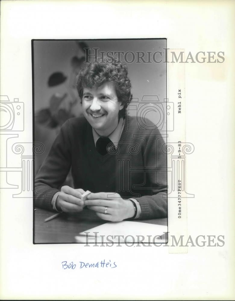 1983 Press Photo Bob Dematteis as he talks about the planning of the festival - Historic Images