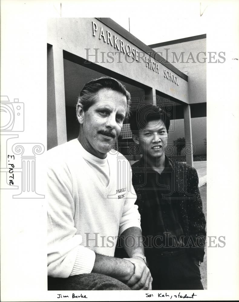 1987 Press Photo Jim Burke, Sai Kah Parkrose School District painting crew - Historic Images