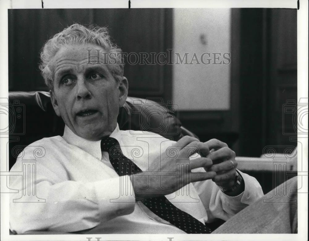 1983 Press Photo John J Nevin of Firestone Chief Executive - Historic Images