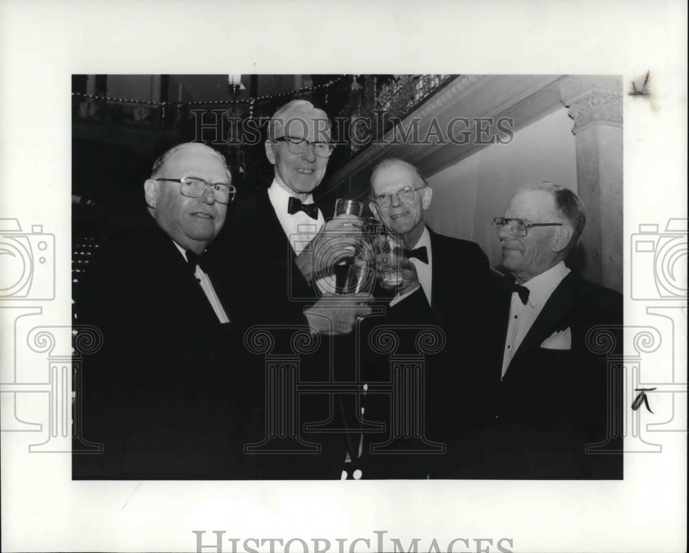 1984 Press Photo 50th Annual Yale Ball with George Lockwood, John Collton - Historic Images