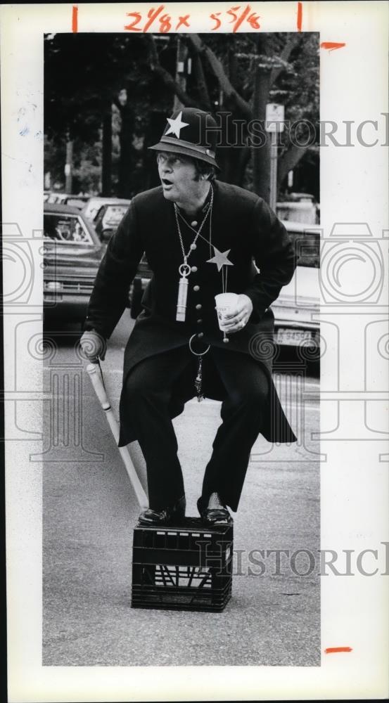 1979 Press Photo Edward Krug,traffic enforcer - Historic Images