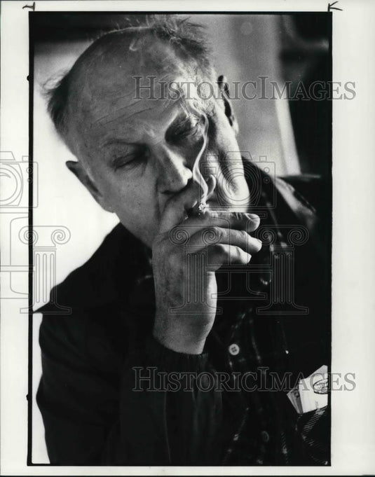 1984 Press Photo Kelly's Island chief of police, Charlie Moore - Historic Images