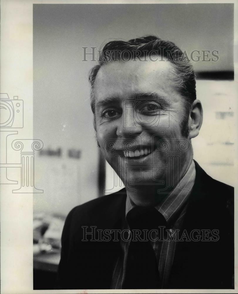 1973 Press Photo Hal Kempster Casey Brothers manager - ora46927 - Historic Images