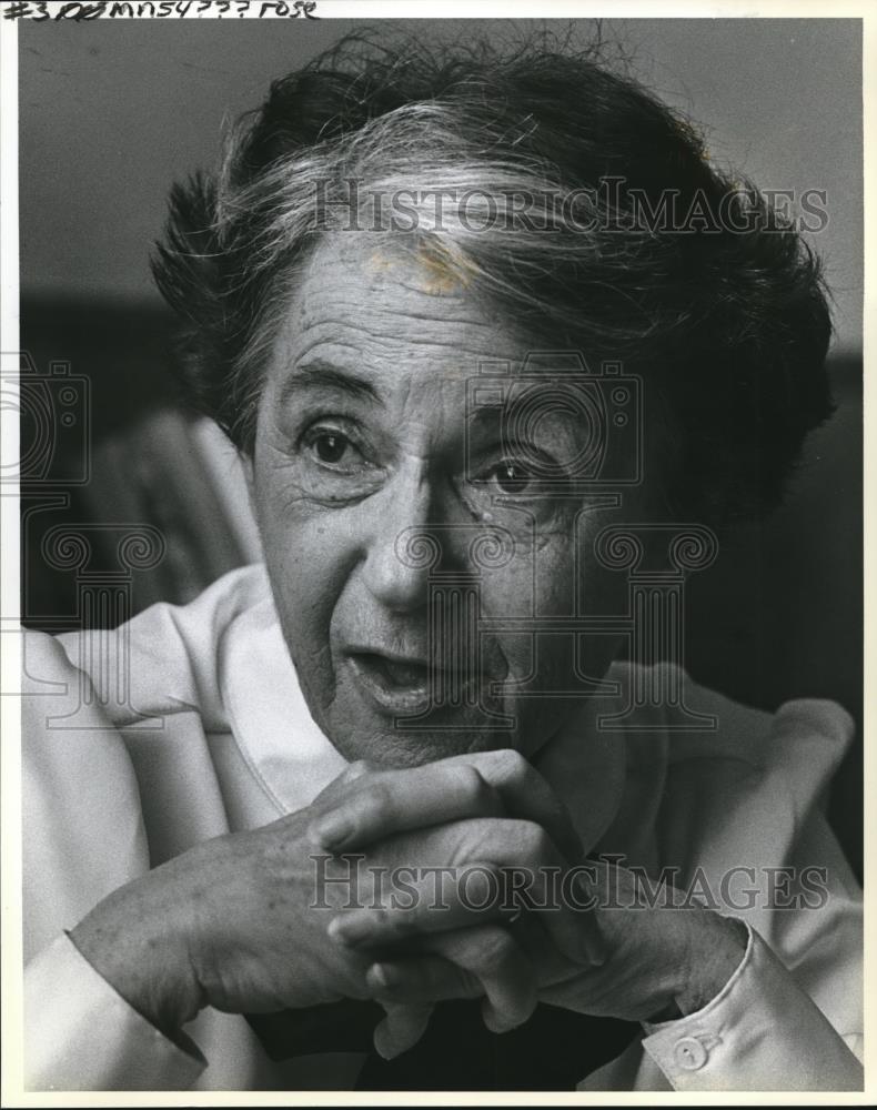 1984 Press Photo Vancouver City Councilwoman Besserman Talks Breast Cancer - Historic Images