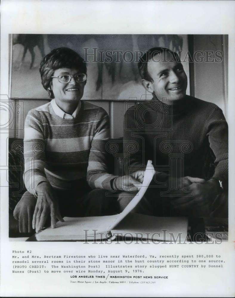 1976 Press Photo Mr. and Mrs. Bertram Firestone in country home - cvp21363 - Historic Images