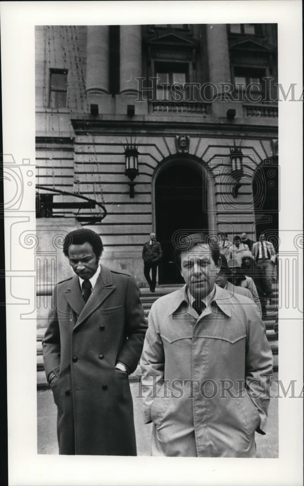 1979 Press Photo Council Pres George Forbes and Mayor Voinovich leaving hall - Historic Images