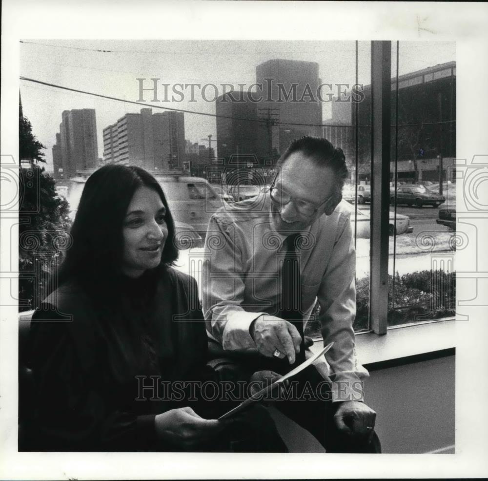 1984 Press Photo Pres. Rose Morelli and V.P. James Callahan of United Shippers - Historic Images