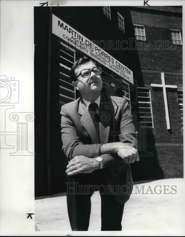 1985 Press Photo Edward Maher, Catholic Charities president - Historic Images