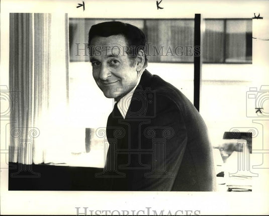 1983 Press Photo John Schurmeier - Historic Images