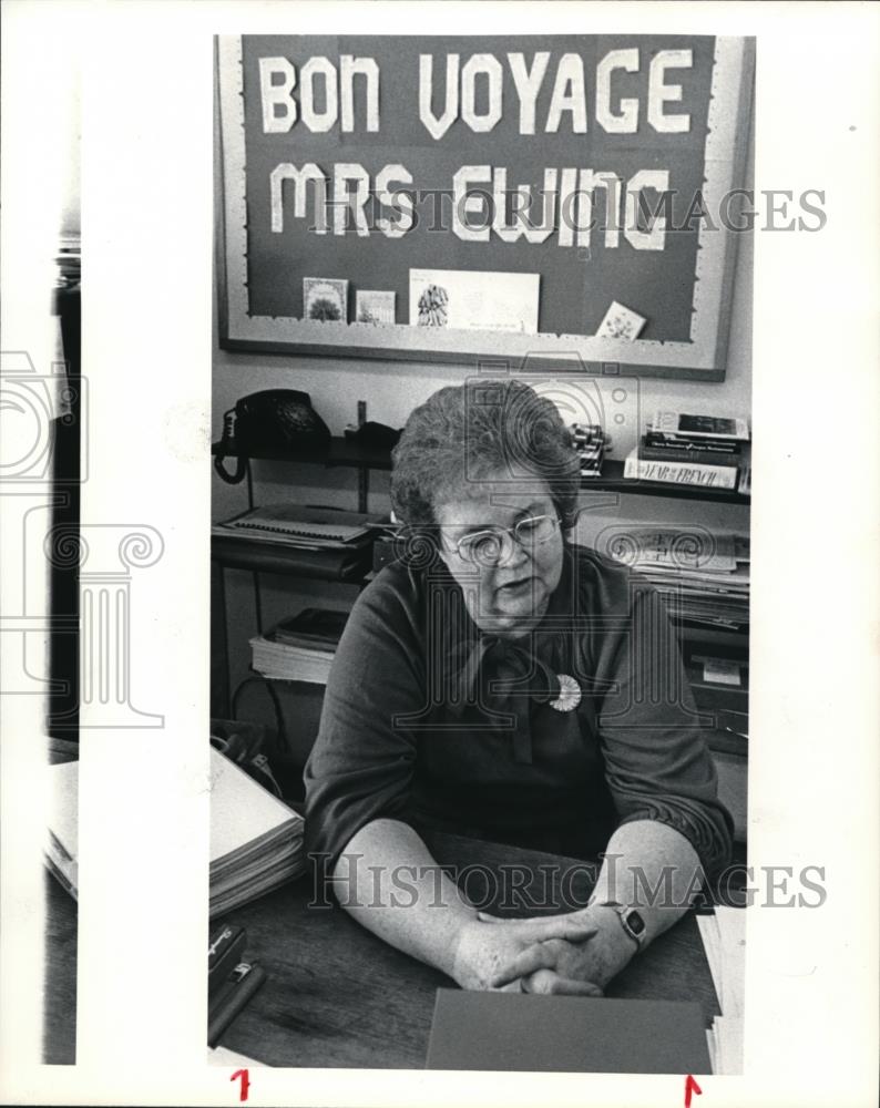 1980 Press Photo Charlotte Ewing Director Forest Grove School District England - Historic Images