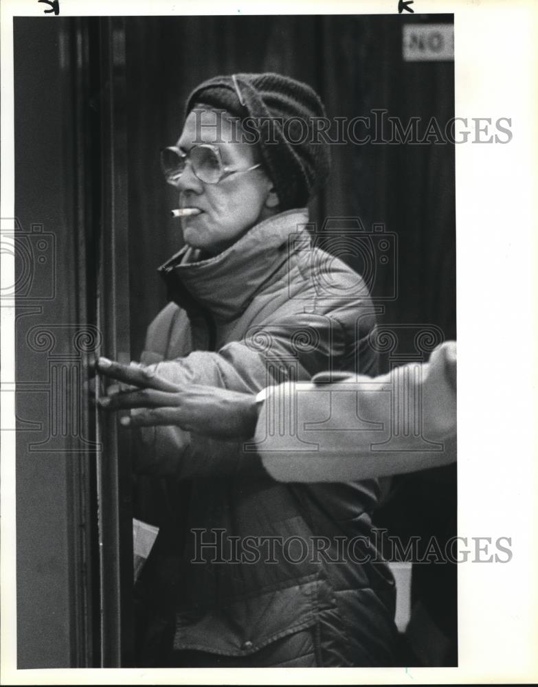 1983 Press Photo Patricia Abernathy in court for trespassing charge - ora02888 - Historic Images