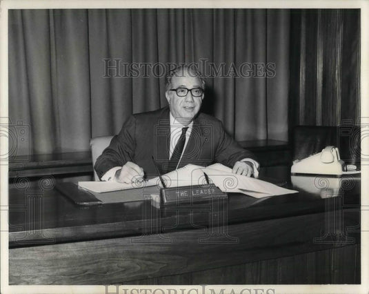 1970 Press Photo Harry D. Hirsch Leader Industries International - cvp20784 - Historic Images