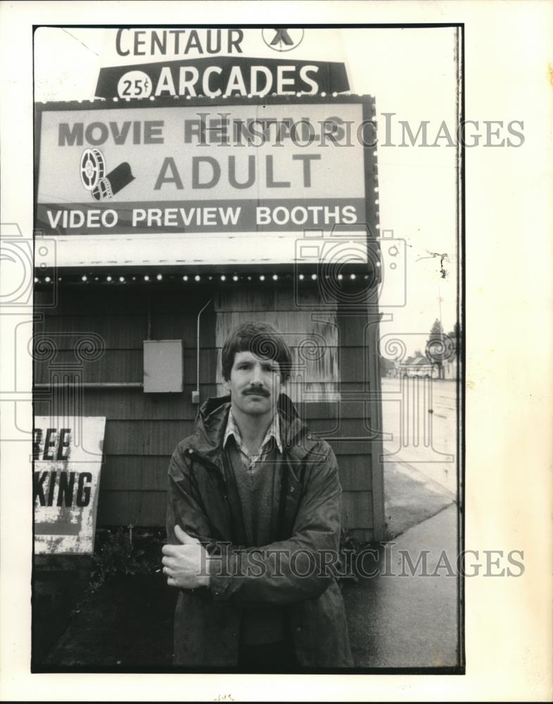 1984 Press Photo Robert Chandler leads Salem National Group - ora02646 - Historic Images