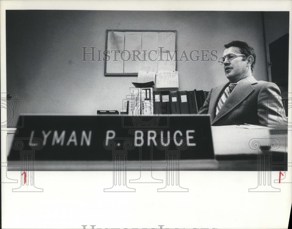1980 Press Photo Riverdale Superintendent Lyman Bruce - ora19405 - Historic Images