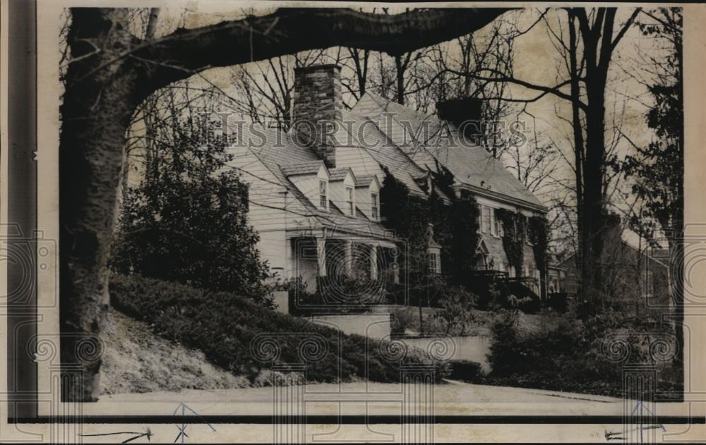 1973 Press Photo The home of Voce President Spiro Agnew in Kenwood. - ora01501 - Historic Images