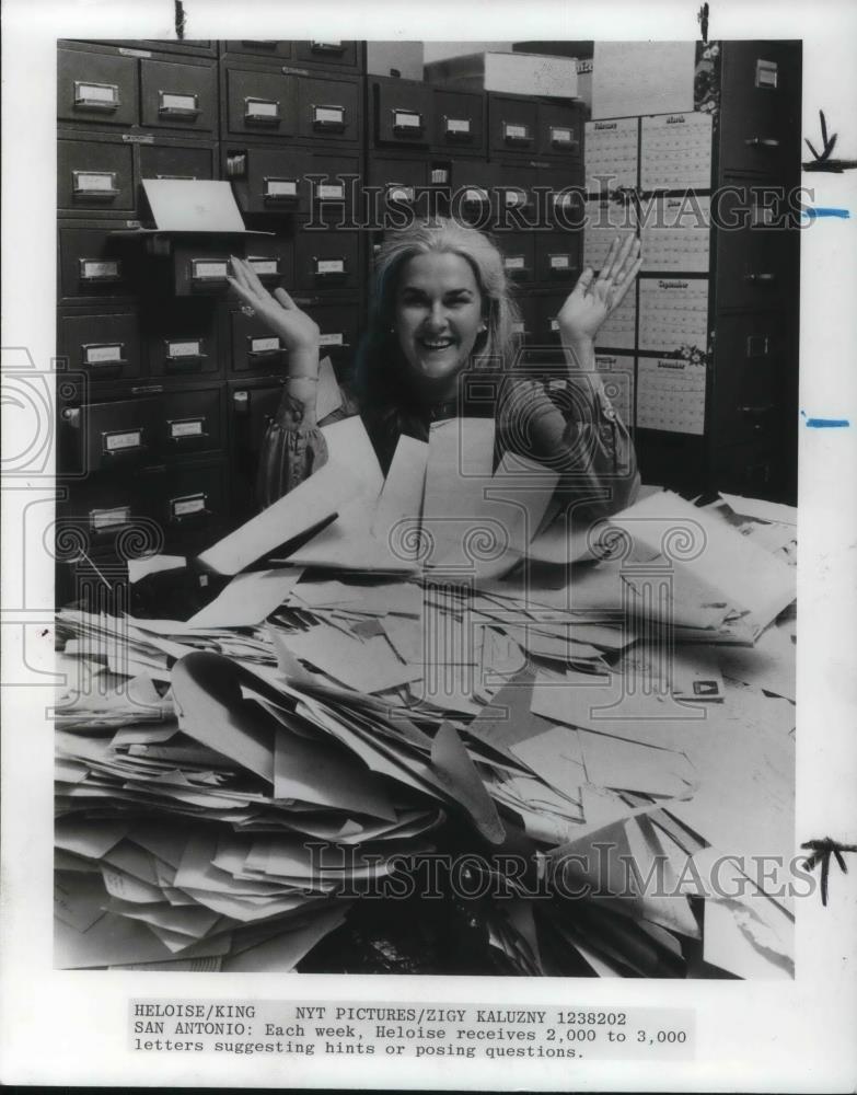 1985 Press Photo Heloise as she receives 2,000 to 3,000 letters - cvp21861 - Historic Images