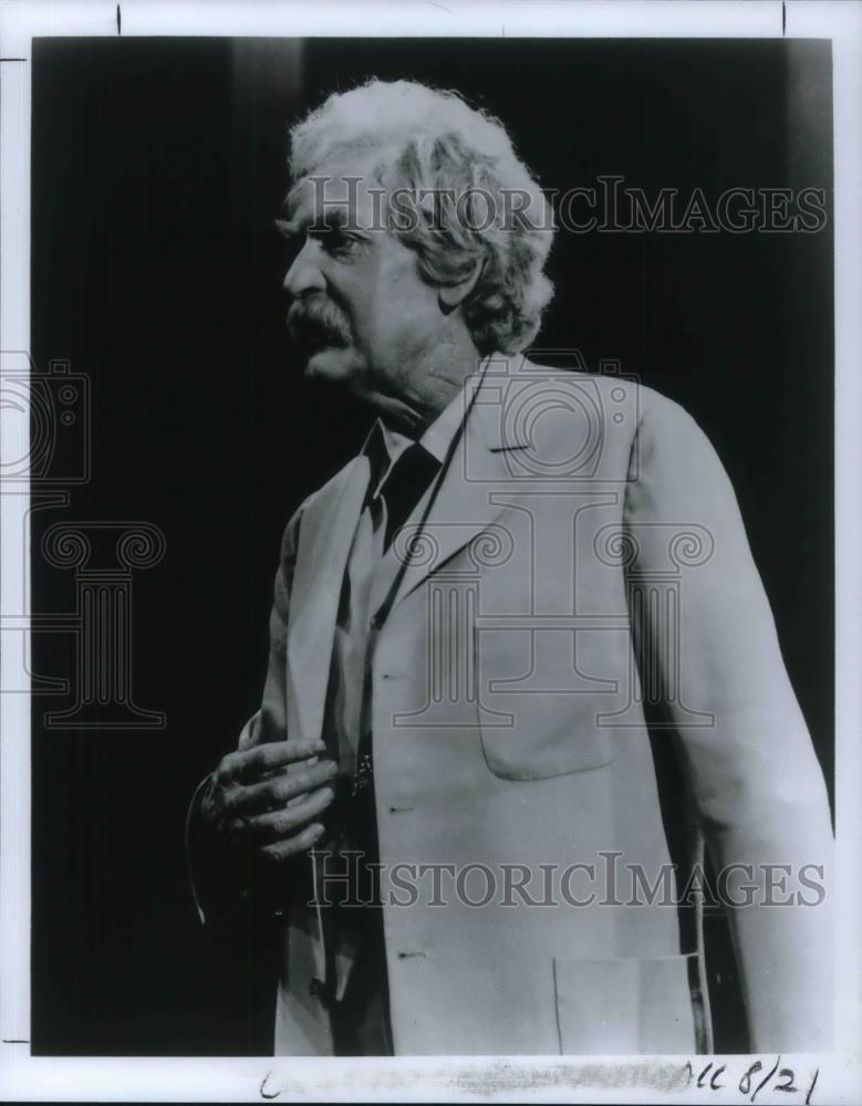 1987 Press Photo Author Hal Holbrook - cvp24162 - Historic Images