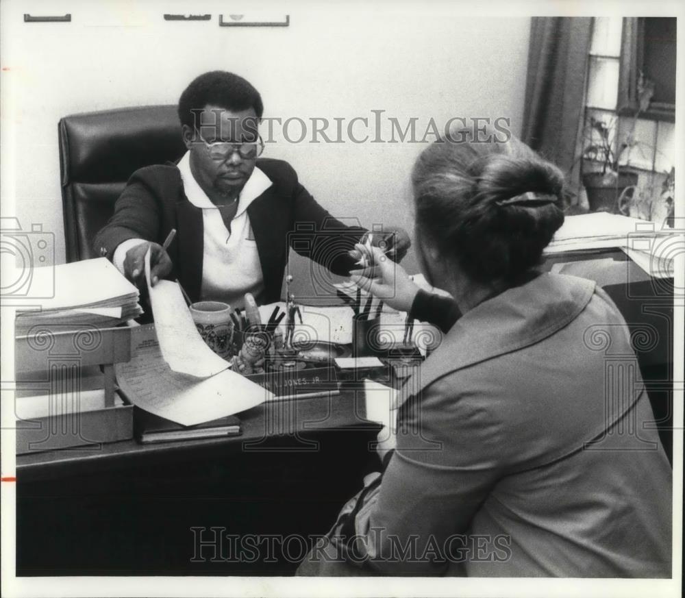1980 Press Photo John L Jones - cvp23829 - Historic Images