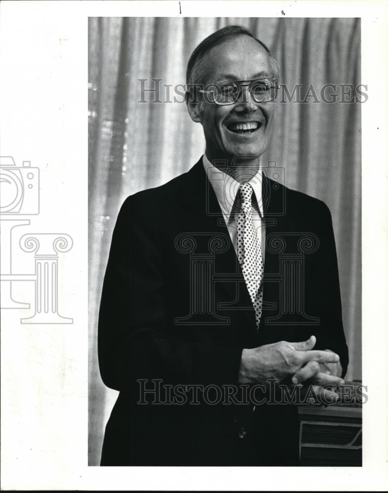 1986 Press Photo Slade Gorton Senator Speaks in Vancouver - ora27136 - Historic Images