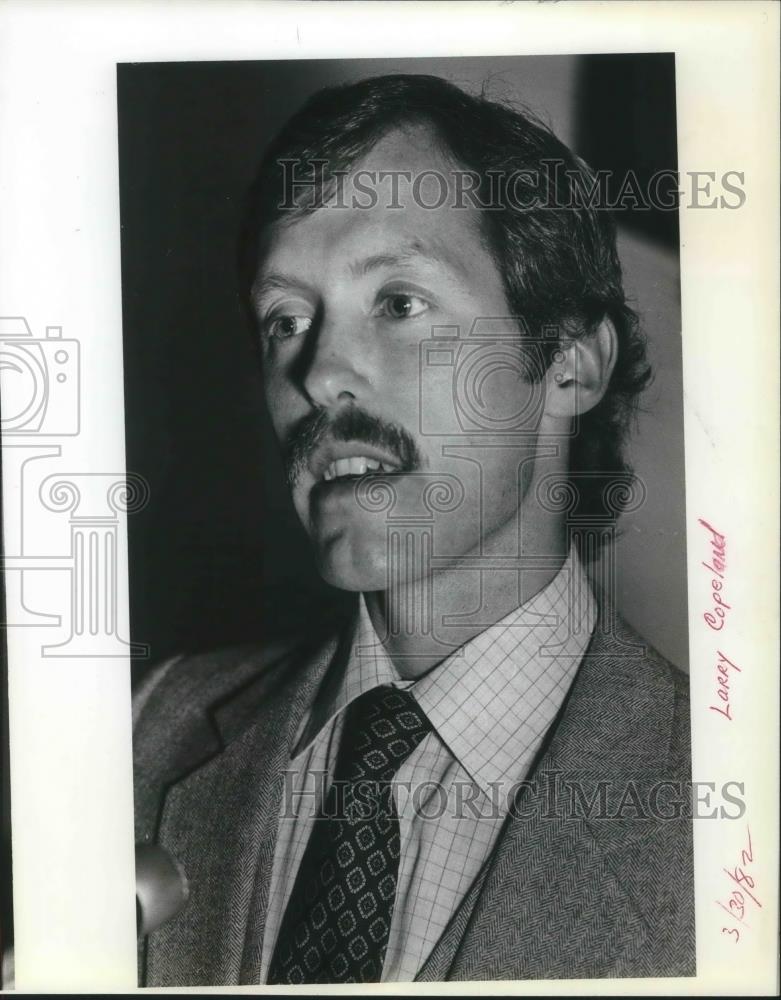 1982 Press Photo Larry Copeland, Portland tavern owner - ora17018 - Historic Images