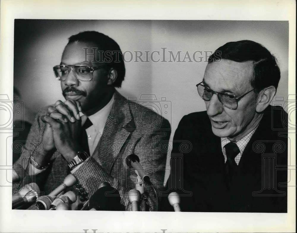 1981 Press Photo City Commissioner Charles Jordan & Police Chief Bruce Baker - Historic Images