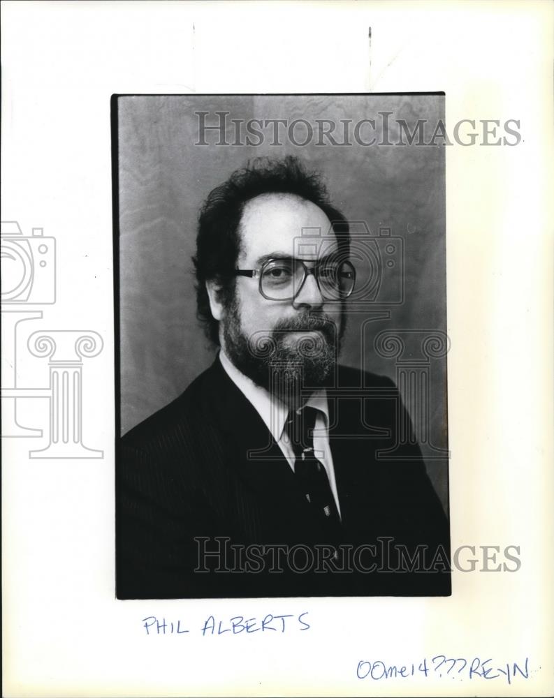 1983 Press Photo Dr Phil Alberts physician &amp; flight instructor - ora02448 - Historic Images