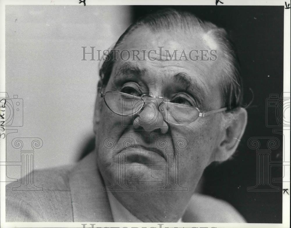 1985 Press Photo Dr. Leonard L. Lovshin - Historic Images