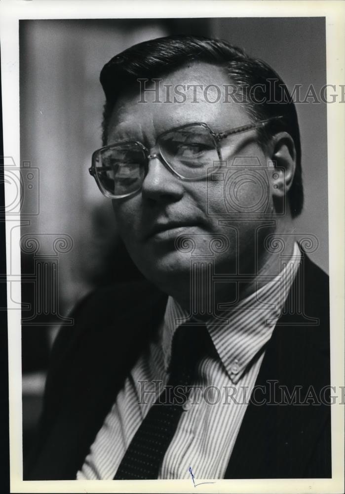 1980 Press Photo Leon J. Javelis of Merrill Lynch - ora44103 - Historic Images