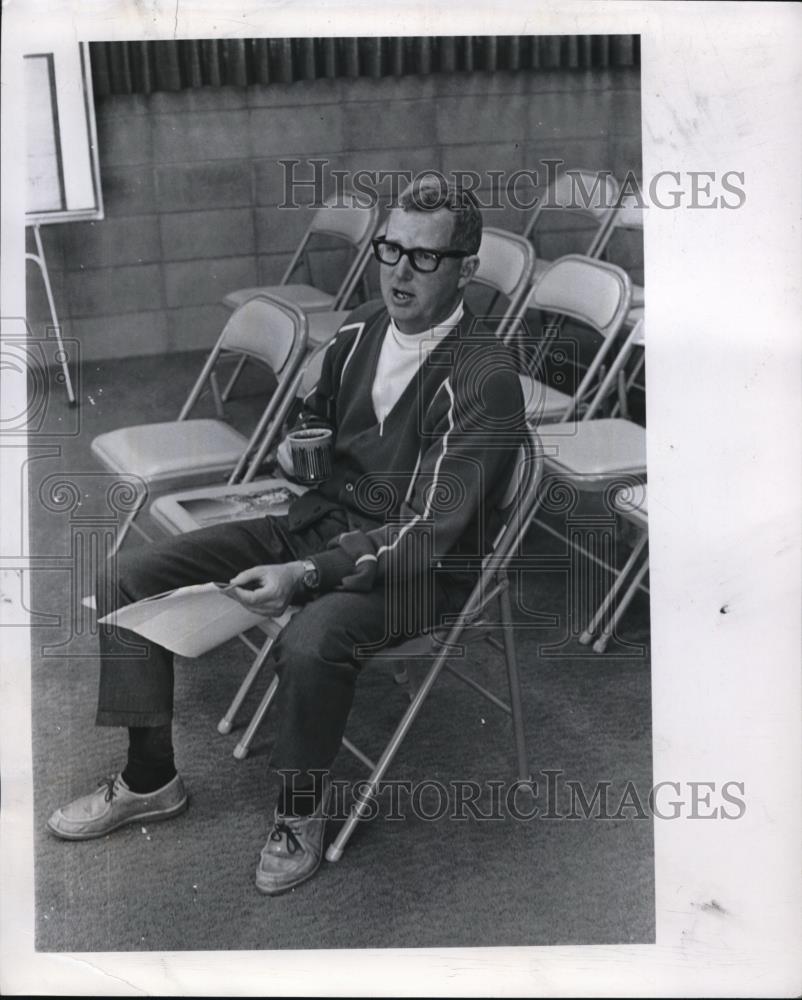 1969 Press Photo Robert Fesler STPUD Board Chairman - ora29655 - Historic Images