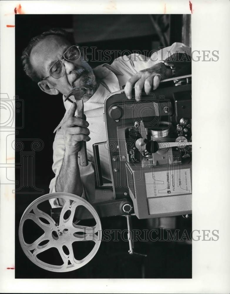 1980 Press Photo Charles McCahan, the third generation of Cleveland statehands - Historic Images