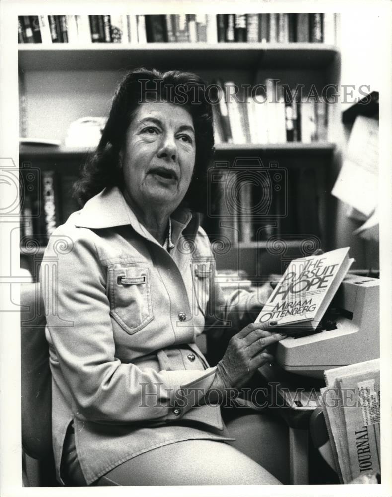 1980 Press Photo Miriam Ottenberg - Historic Images