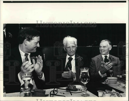 1985 Press Photo Gov. Celeste and Tom Vail, Gov. Frank Lausches Birthday Party - Historic Images