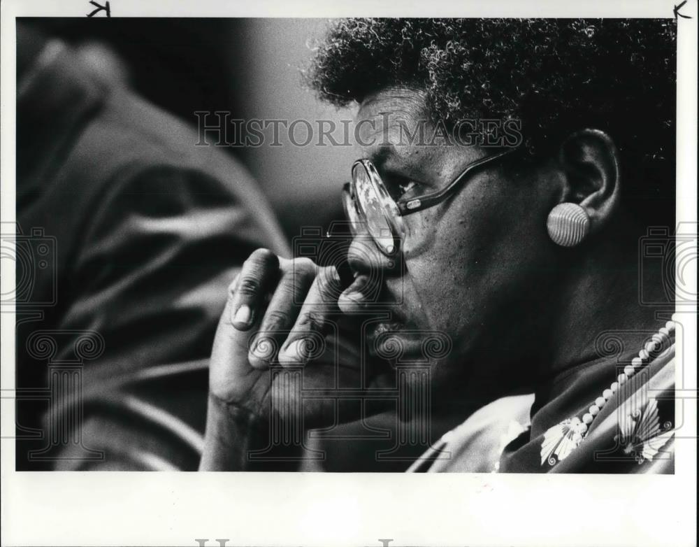 1986 Press Photo Fannie M Lewis - Historic Images
