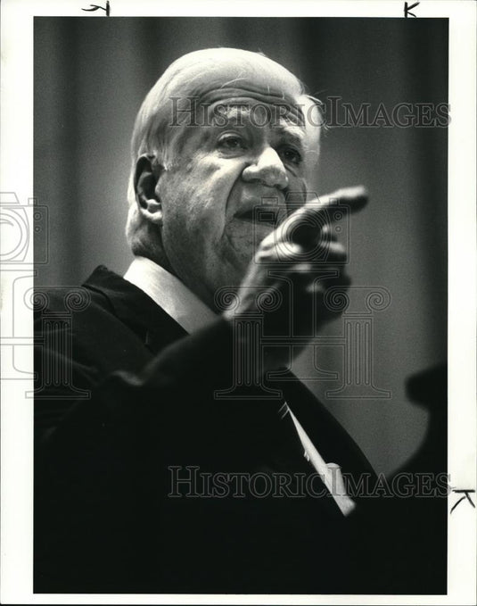 1987 Press Photo Former Speaker of the House Tip O'Neill speaking at Stouffers - Historic Images