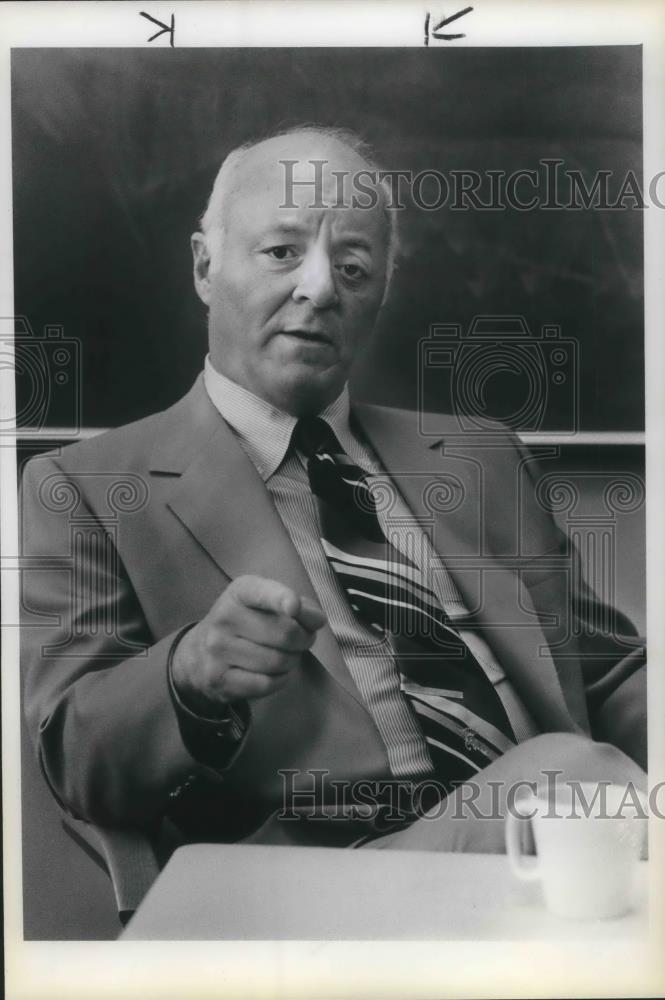 1979 Press Photo Dr. George E. Block Chicago Surgeon - ora06565 - Historic Images