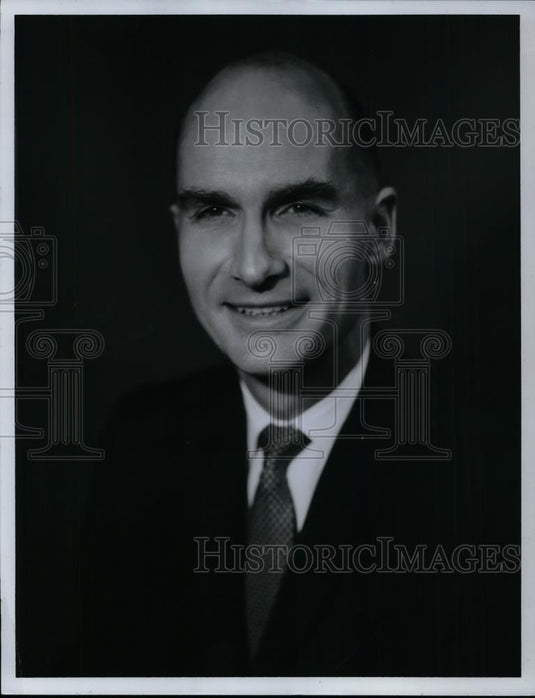 1970 Press Photo Thomas F. Huntington VP V.I.T. Financial Corp. - cvp27021 - Historic Images