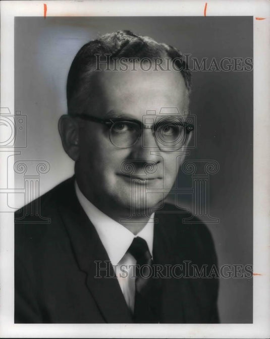 1976 Press Photo John G. Hemmingrr - cvp23288 - Historic Images