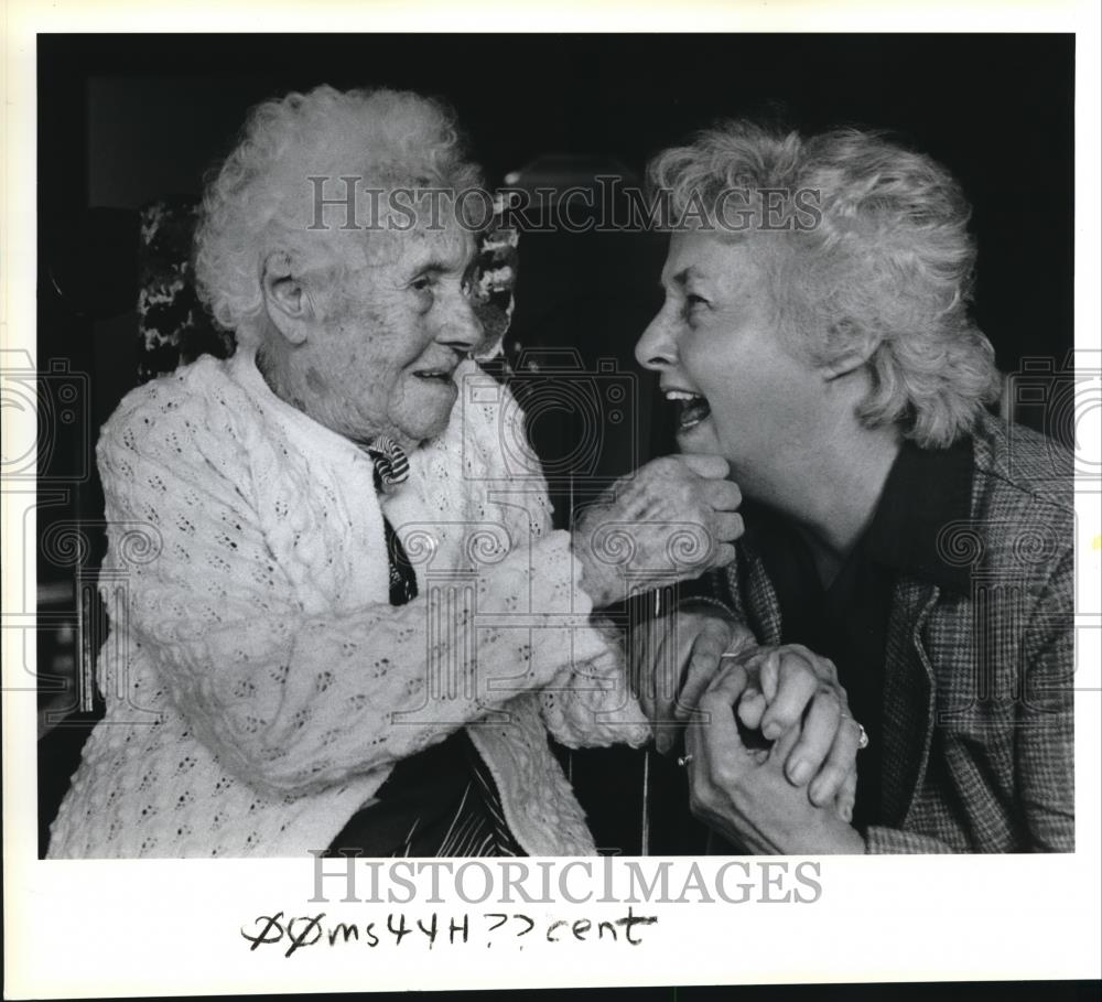 1984 Press Photo Virginia Chamberlain Who Will Be Honored At Open House - Historic Images