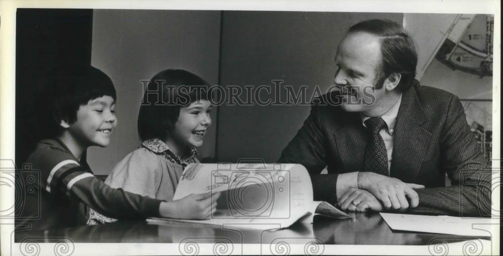 1980 Press Photo Mike Cook, project director of Portland Development Commission - Historic Images