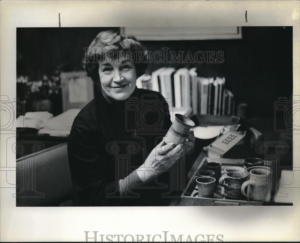 1978 Press Photo Barbara Hanneman, personal Secretary for Gov. Bob Straub - Historic Images