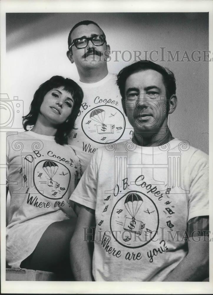1978 Press Photo D.B Cooper shirts being worn by 3 people - ora16985 - Historic Images