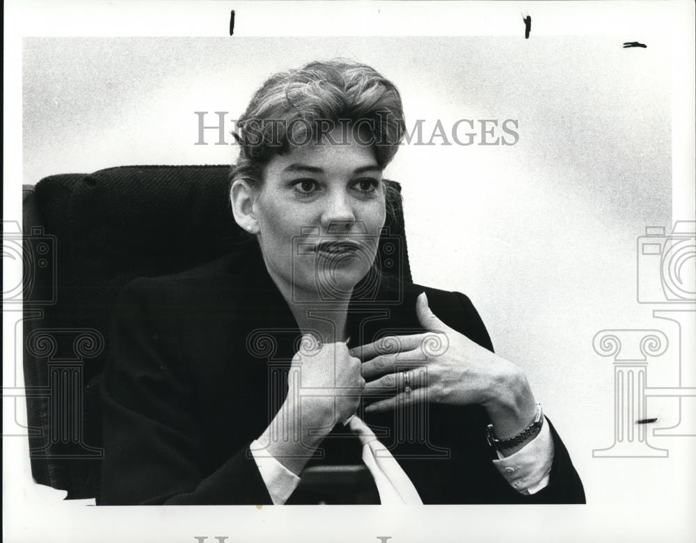 1985 Press Photo Dr. V. Diana Richardson - Historic Images