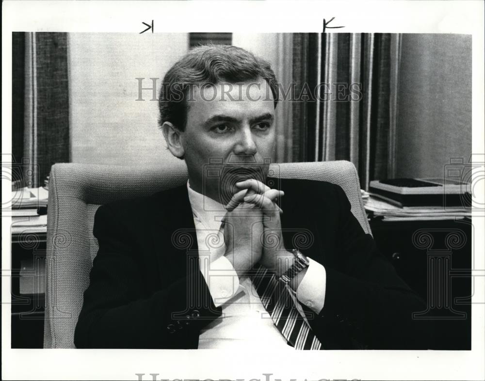 1986 Press Photo Christopher Odzinski Chief Economist - Historic Images