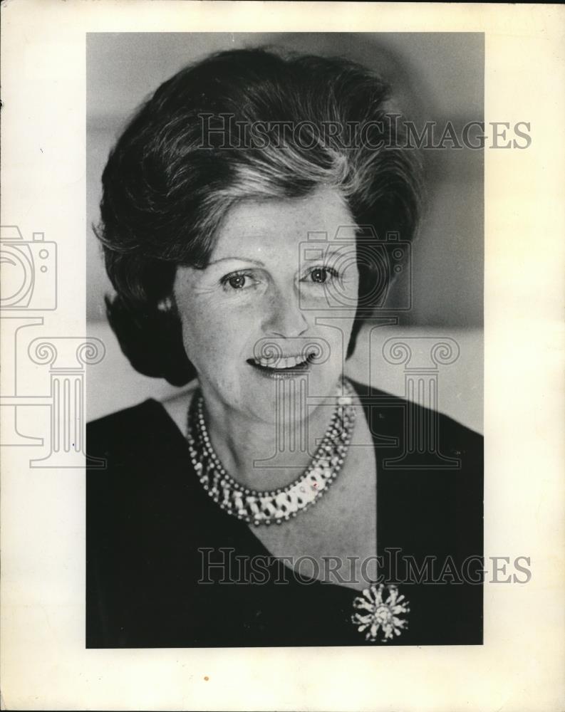 1982 Press Photo Pam Harriman Wife of Statesman Top Hostess - ora40738 - Historic Images